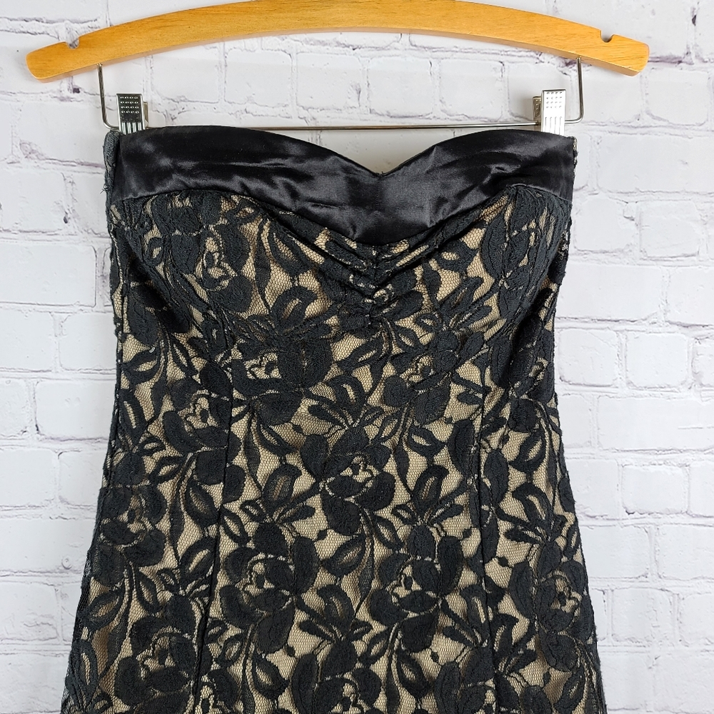 Studio Y dress. Black lace over nude body. Sz Small.